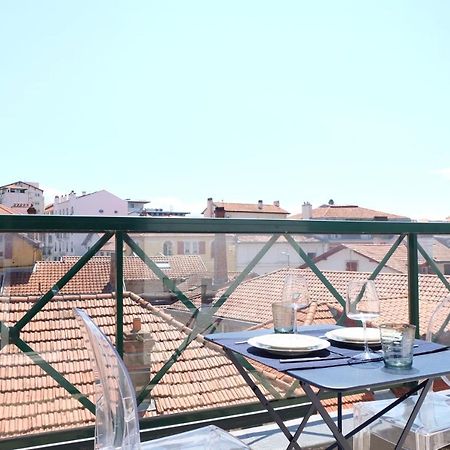 Magnifique Appartement, En Hyper Centre, Avec Terrasse Et Place De Parking 比亚里茨 外观 照片