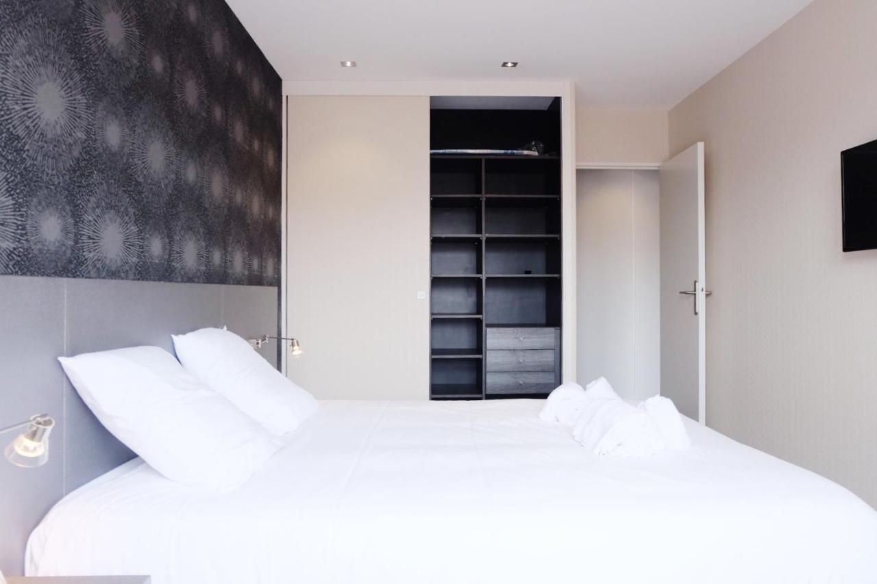 Magnifique Appartement, En Hyper Centre, Avec Terrasse Et Place De Parking 比亚里茨 外观 照片