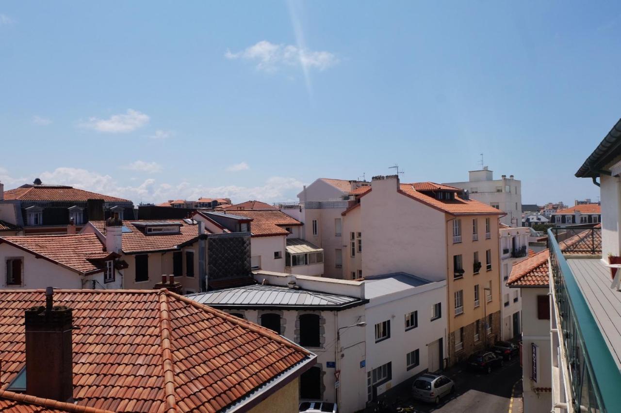 Magnifique Appartement, En Hyper Centre, Avec Terrasse Et Place De Parking 比亚里茨 外观 照片
